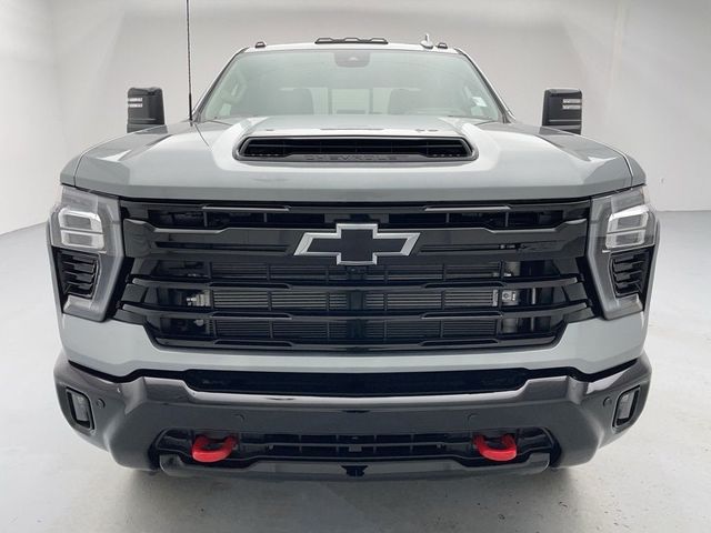 2025 Chevrolet Silverado 3500HD LTZ