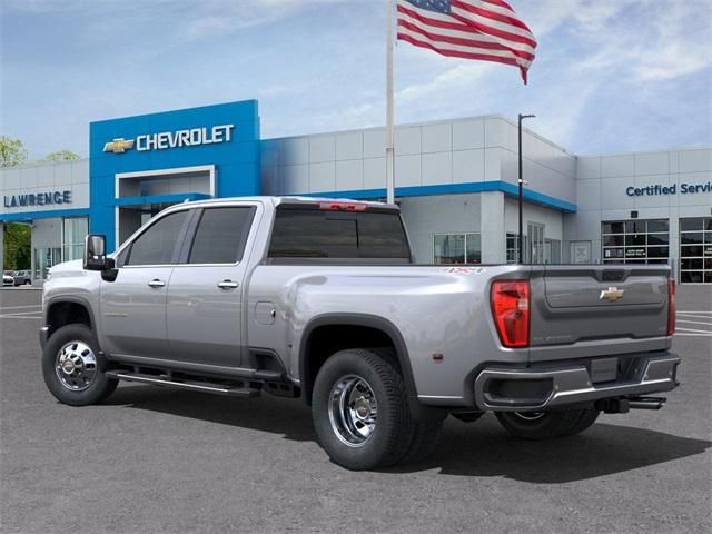 2025 Chevrolet Silverado 3500HD LTZ