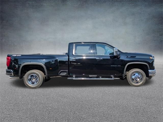 2025 Chevrolet Silverado 3500HD LTZ