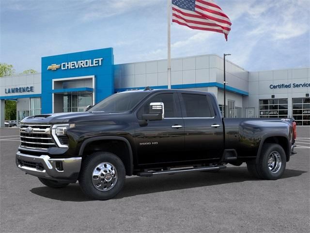 2025 Chevrolet Silverado 3500HD LTZ