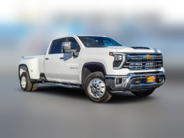 2025 Chevrolet Silverado 3500HD LTZ