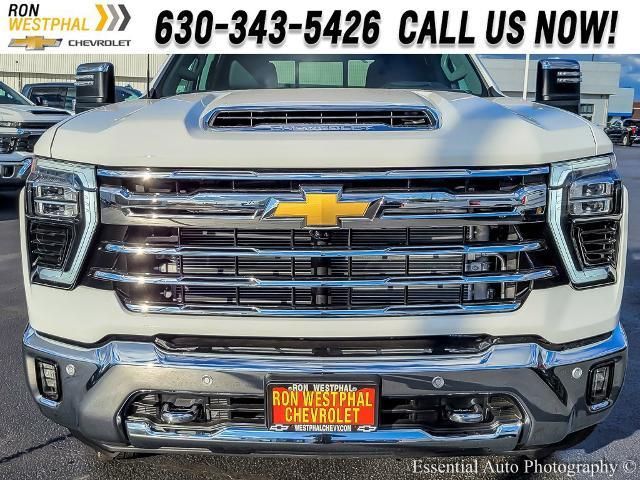 2025 Chevrolet Silverado 3500HD LTZ