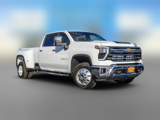 2025 Chevrolet Silverado 3500HD LTZ