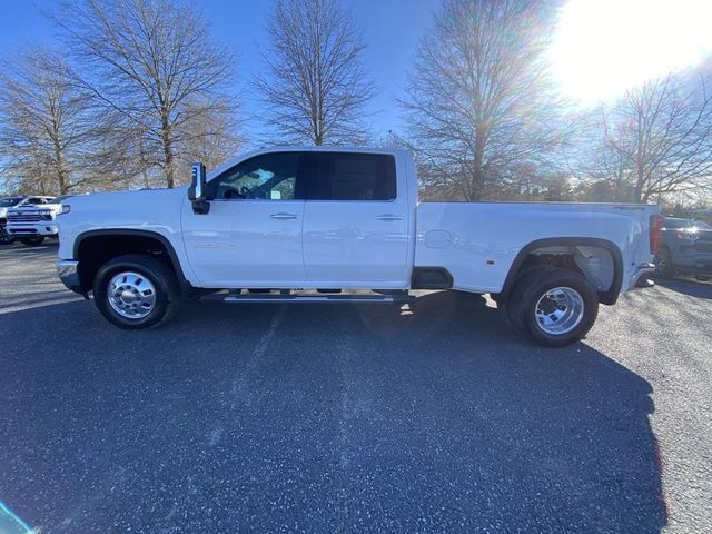 2025 Chevrolet Silverado 3500HD LTZ