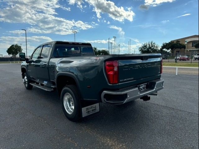 2025 Chevrolet Silverado 3500HD LTZ