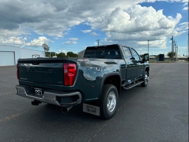 2025 Chevrolet Silverado 3500HD LTZ