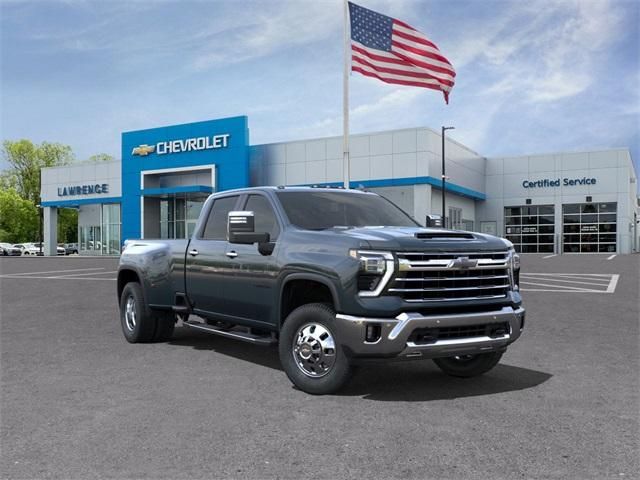 2025 Chevrolet Silverado 3500HD LTZ