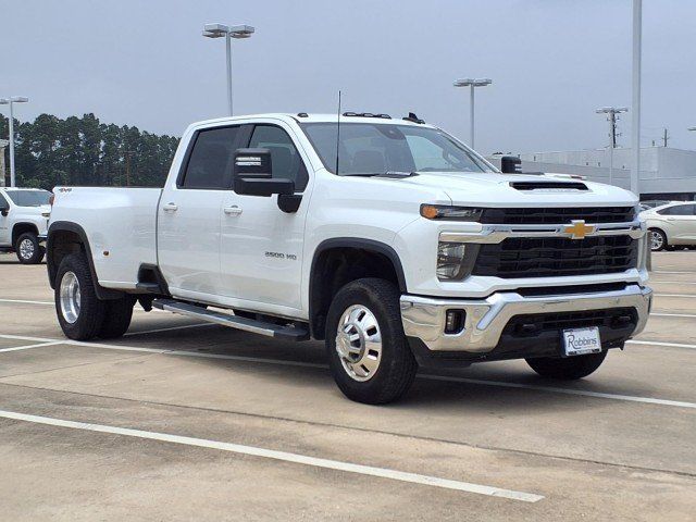 2025 Chevrolet Silverado 3500HD LT