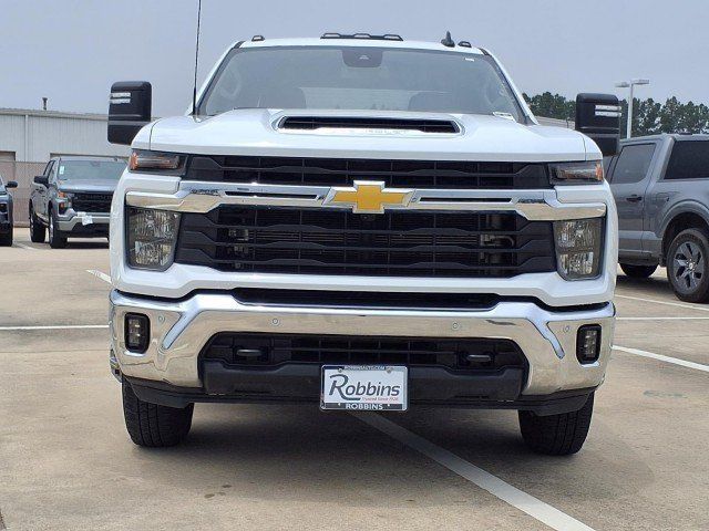 2025 Chevrolet Silverado 3500HD LT