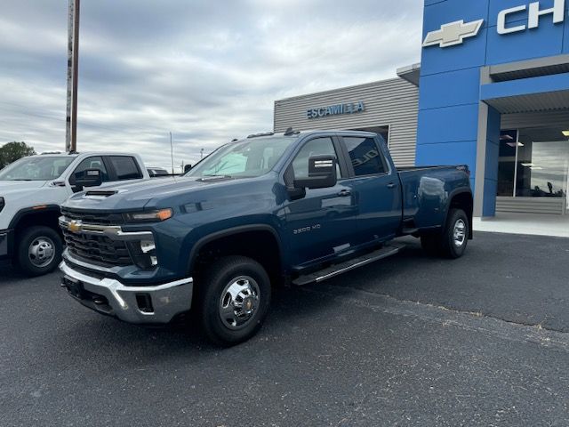 2025 Chevrolet Silverado 3500HD LT