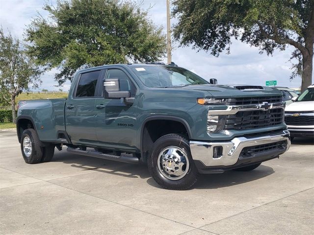 2025 Chevrolet Silverado 3500HD LT