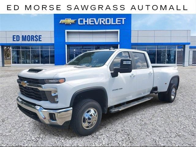 2025 Chevrolet Silverado 3500HD LT