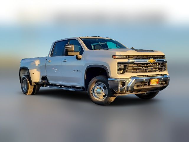 2025 Chevrolet Silverado 3500HD LT