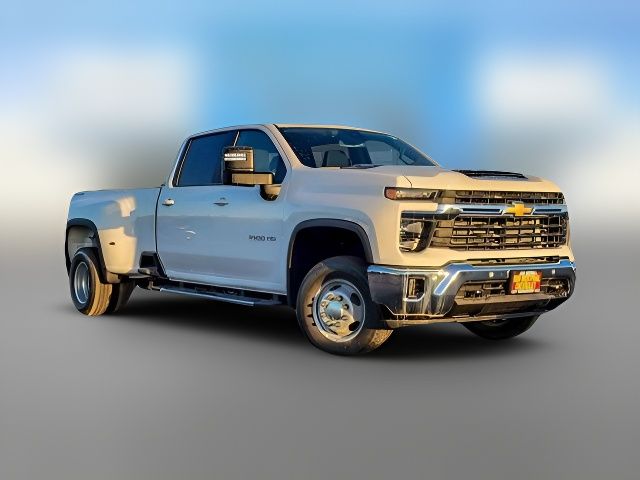 2025 Chevrolet Silverado 3500HD LT