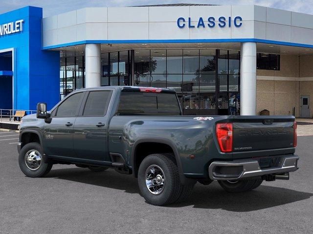 2025 Chevrolet Silverado 3500HD LT