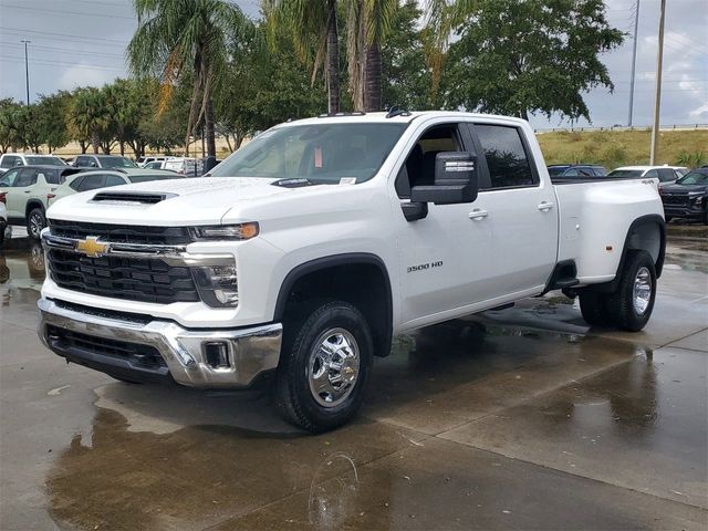 2025 Chevrolet Silverado 3500HD LT