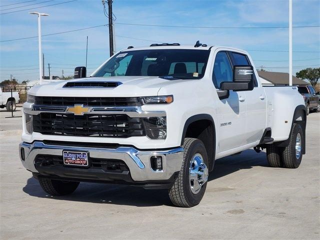 2025 Chevrolet Silverado 3500HD LT