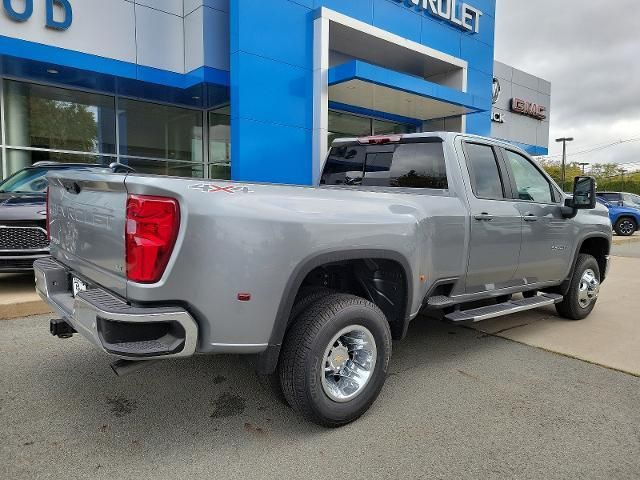 2025 Chevrolet Silverado 3500HD LT