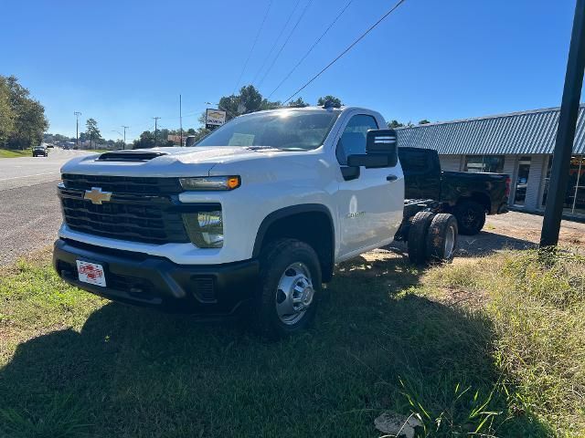 2025 Chevrolet Silverado 3500HD Work Truck