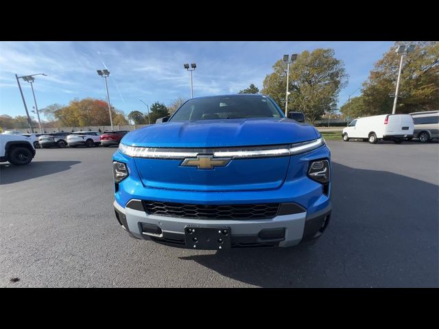 2025 Chevrolet Silverado EV LT