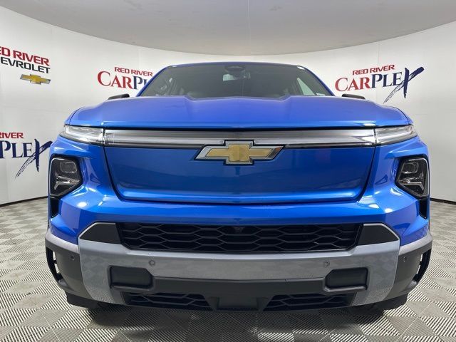 2025 Chevrolet Silverado EV LT