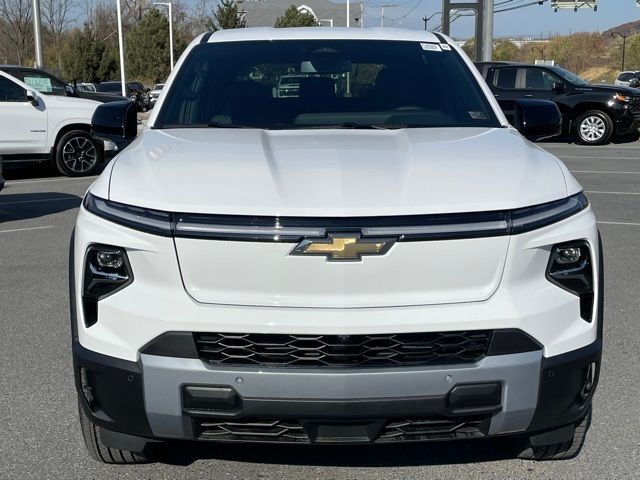 2025 Chevrolet Silverado EV LT