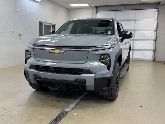 2025 Chevrolet Silverado EV LT