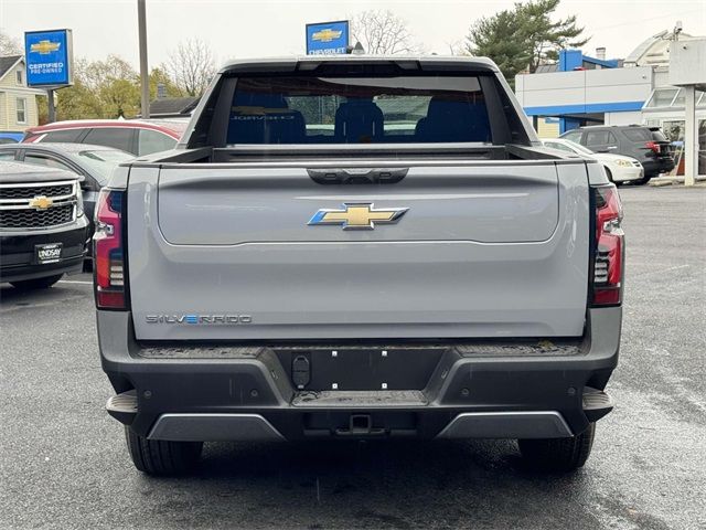 2025 Chevrolet Silverado EV LT