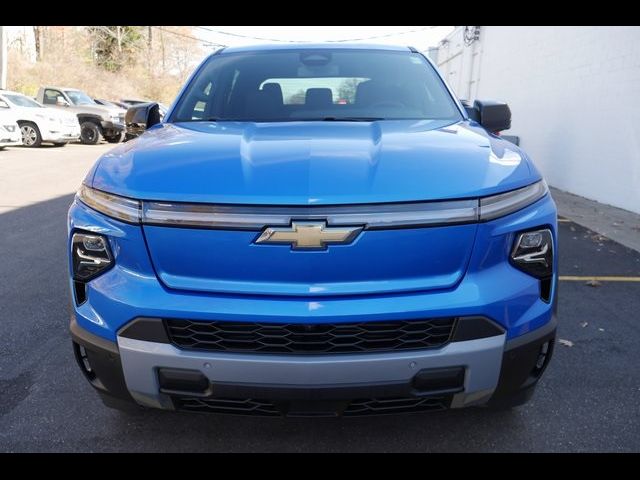 2025 Chevrolet Silverado EV LT