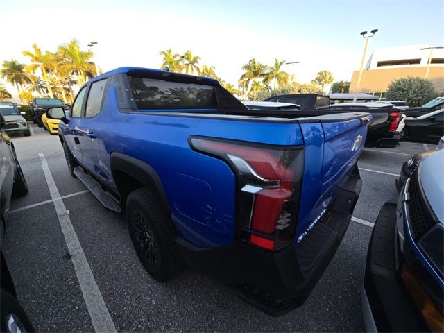 2025 Chevrolet Silverado EV LT