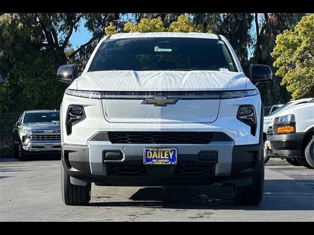 2025 Chevrolet Silverado EV LT