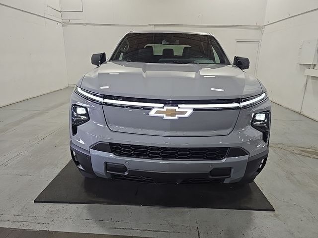 2025 Chevrolet Silverado EV LT