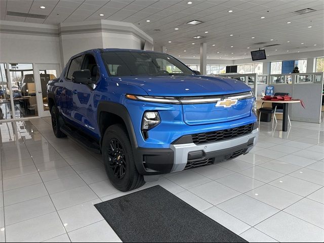 2025 Chevrolet Silverado EV LT