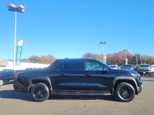 2025 Chevrolet Silverado EV LT