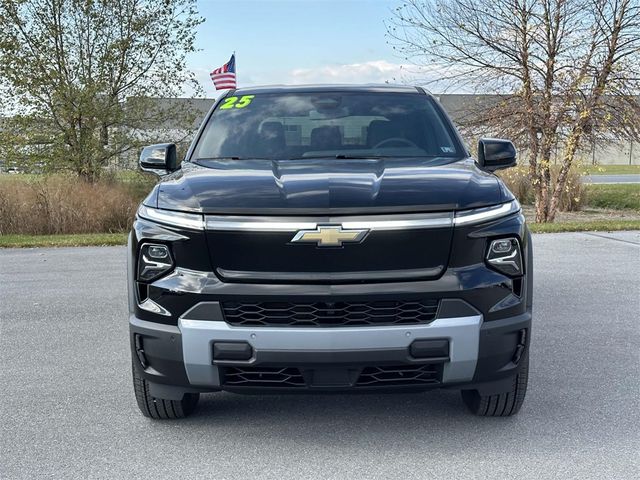 2025 Chevrolet Silverado EV LT