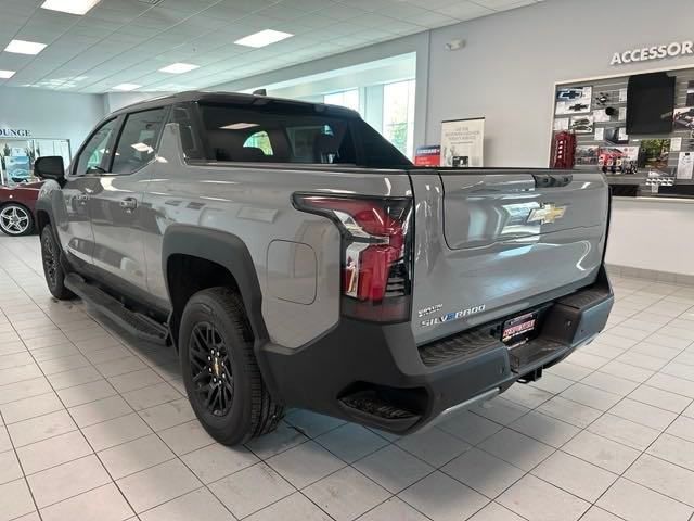 2025 Chevrolet Silverado EV LT