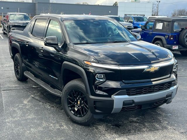 2025 Chevrolet Silverado EV LT