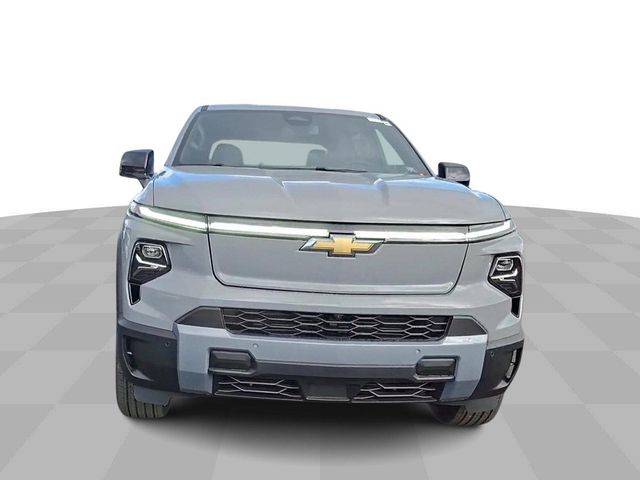 2025 Chevrolet Silverado EV LT