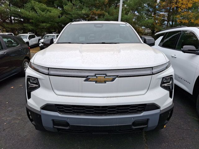 2025 Chevrolet Silverado EV LT