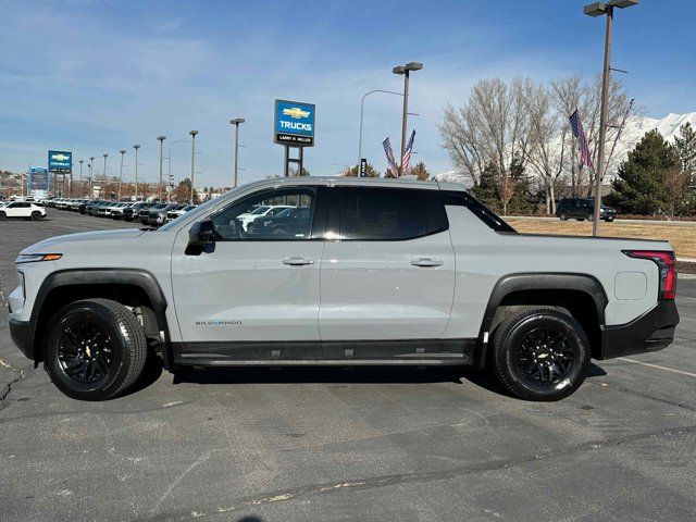 2025 Chevrolet Silverado EV LT