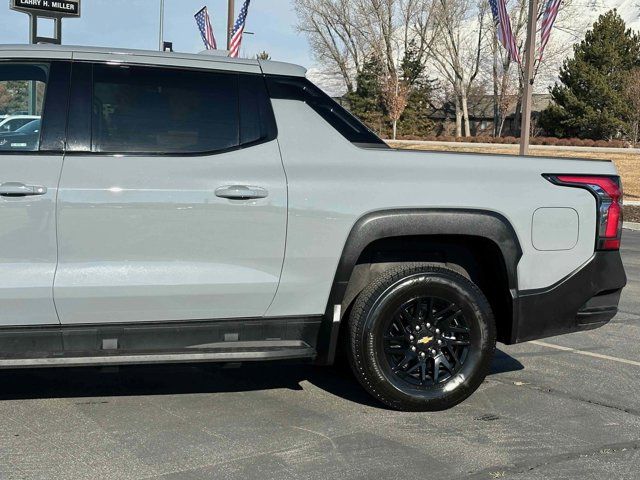 2025 Chevrolet Silverado EV LT