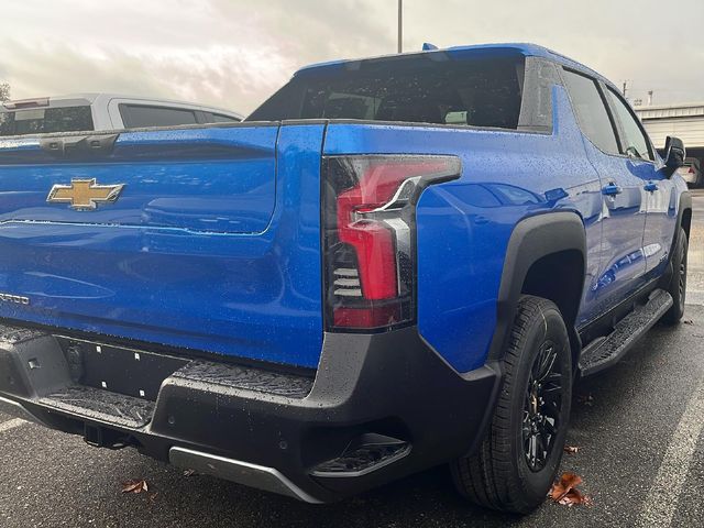 2025 Chevrolet Silverado EV LT