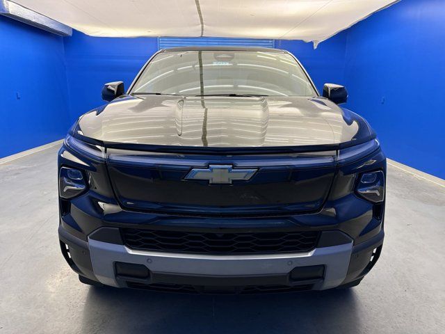 2025 Chevrolet Silverado EV LT