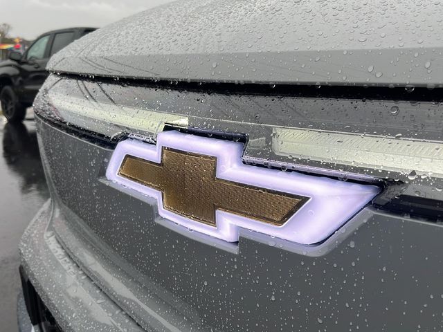 2025 Chevrolet Silverado EV LT