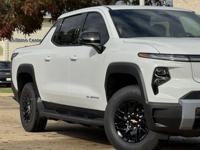 2025 Chevrolet Silverado EV LT