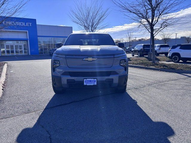 2025 Chevrolet Silverado EV LT