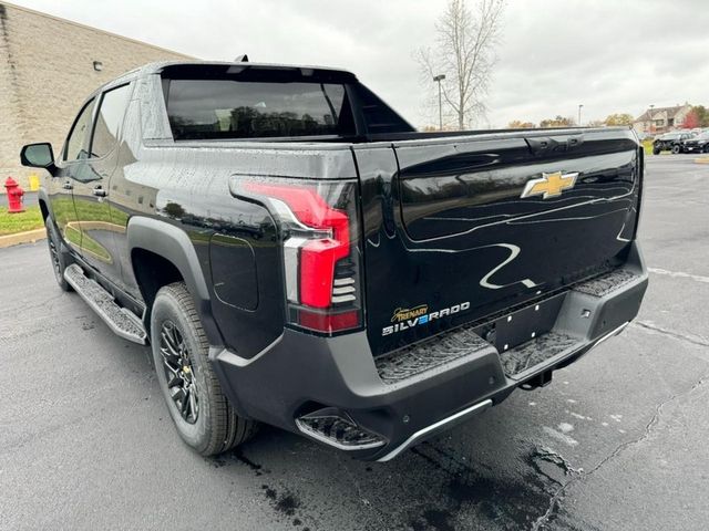 2025 Chevrolet Silverado EV LT