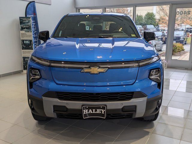 2025 Chevrolet Silverado EV LT