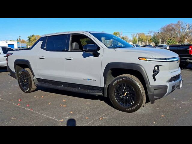 2025 Chevrolet Silverado EV LT