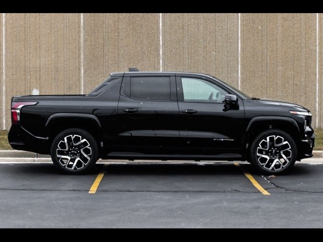 2025 Chevrolet Silverado EV RST